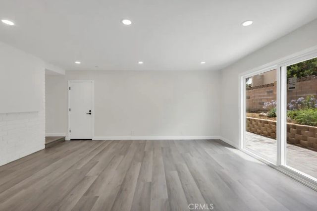 31 S Ellis Place, Newbury Park, CA 91320