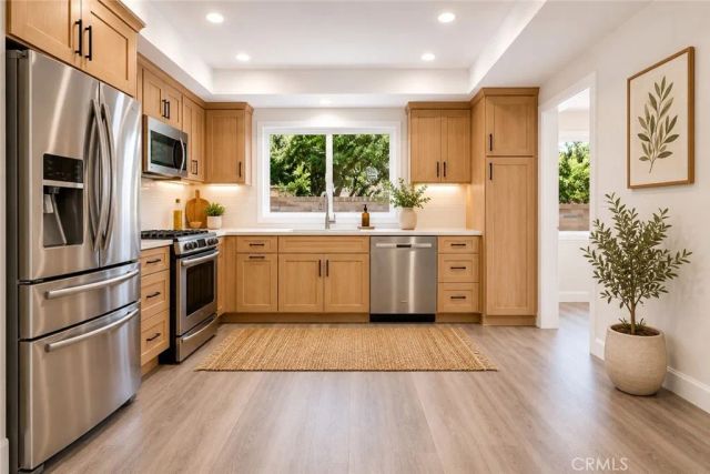 31 S Ellis Place, Newbury Park, CA 91320