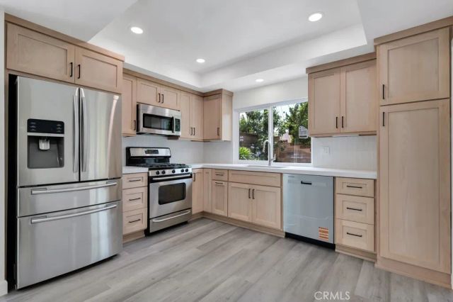 31 S Ellis Place, Newbury Park, CA 91320
