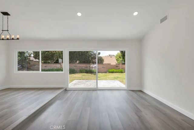 31 S Ellis Place, Newbury Park, CA 91320
