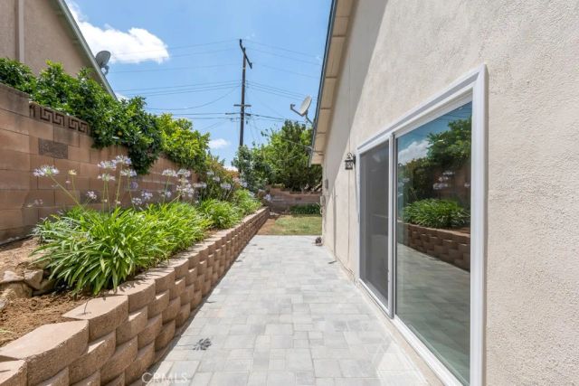 31 S Ellis Place, Newbury Park, CA 91320