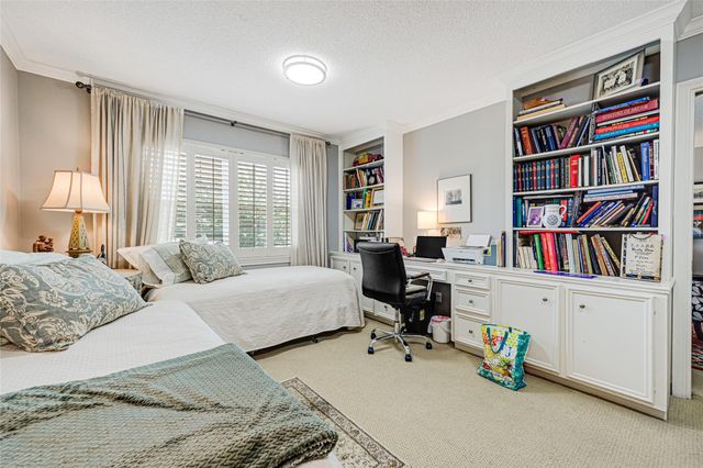 2701 Bellefontaine Street B21, Houston, TX 77025
