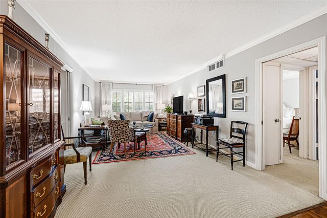 2701 Bellefontaine Street B21, Houston, TX 77025