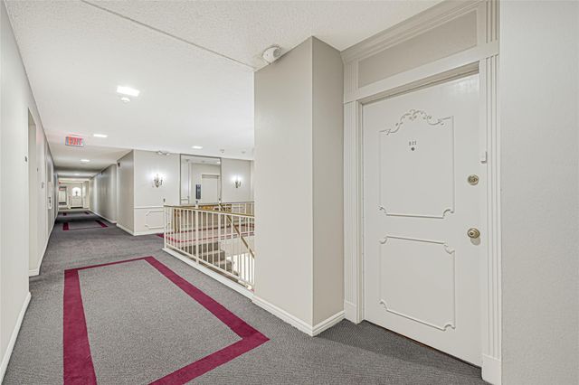 2701 Bellefontaine Street B21, Houston, TX 77025