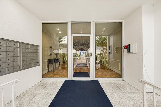 2701 Bellefontaine Street B21, Houston, TX 77025