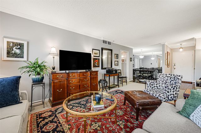 2701 Bellefontaine Street B21, Houston, TX 77025