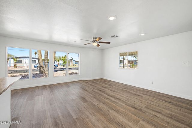 7645 E GALE Avenue, Mesa, AZ 85209