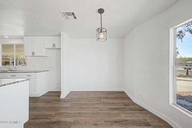 7645 E GALE Avenue, Mesa, AZ 85209