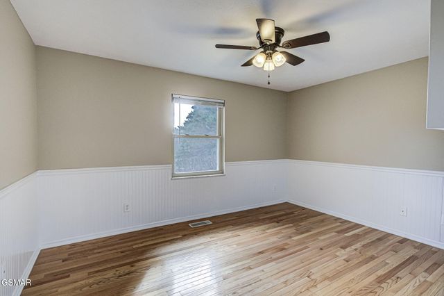 1811 Ridge Creek Lane, Knoxville, TN 37938