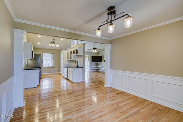 1811 Ridge Creek Lane, Knoxville, TN 37938