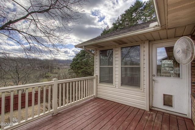 1811 Ridge Creek Lane, Knoxville, TN 37938