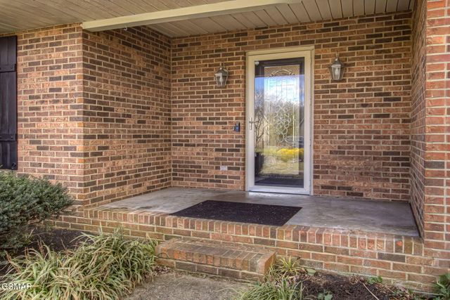 1811 Ridge Creek Lane, Knoxville, TN 37938