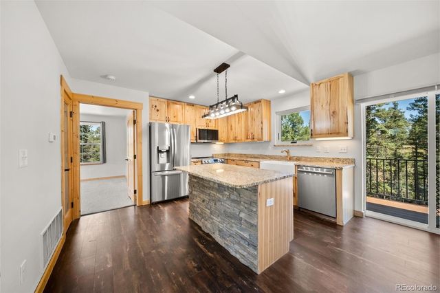 2775 Pathfinder Road, Florissant, CO 80816
