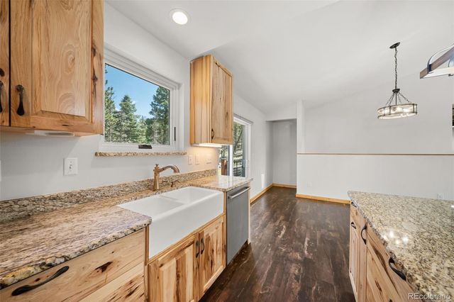 2775 Pathfinder Road, Florissant, CO 80816