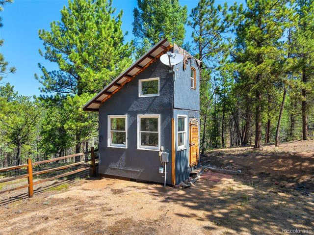2775 Pathfinder Road, Florissant, CO 80816