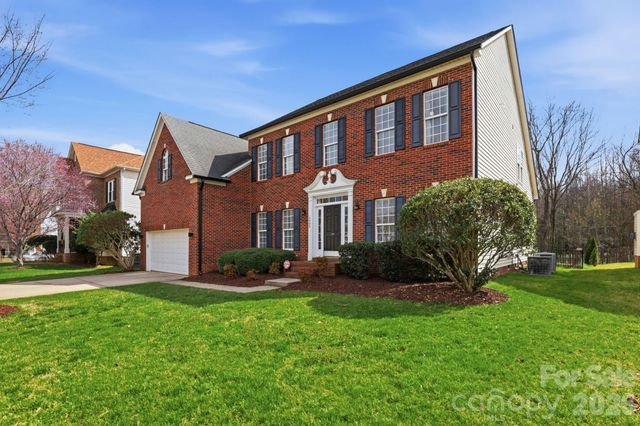 3909 Meadow Green Drive, Charlotte, NC 28269
