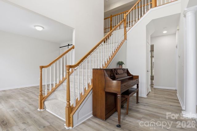 3909 Meadow Green Drive, Charlotte, NC 28269