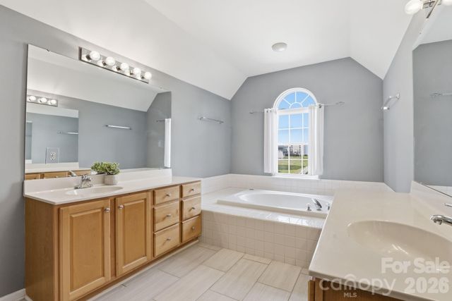 3909 Meadow Green Drive, Charlotte, NC 28269