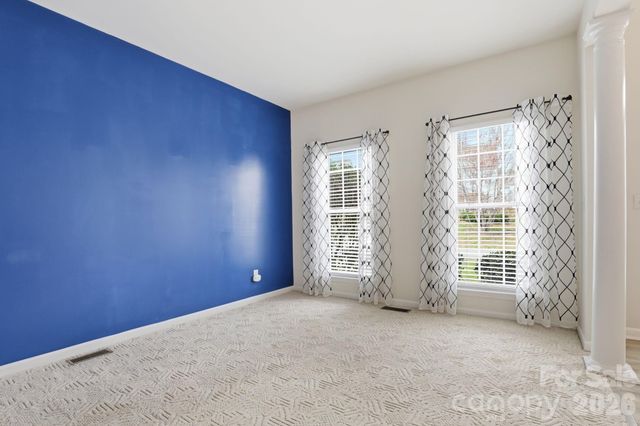 3909 Meadow Green Drive, Charlotte, NC 28269