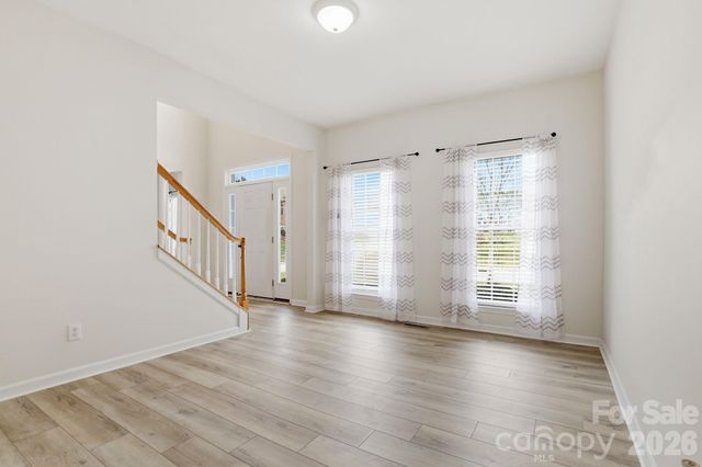 3909 Meadow Green Drive, Charlotte, NC 28269