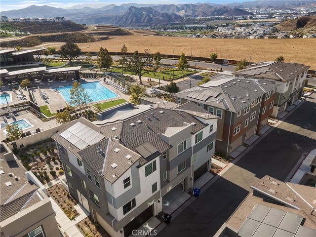 27579 Sanctuary Ct., Valencia, CA 91381