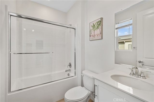 27579 Sanctuary Ct., Valencia, CA 91381