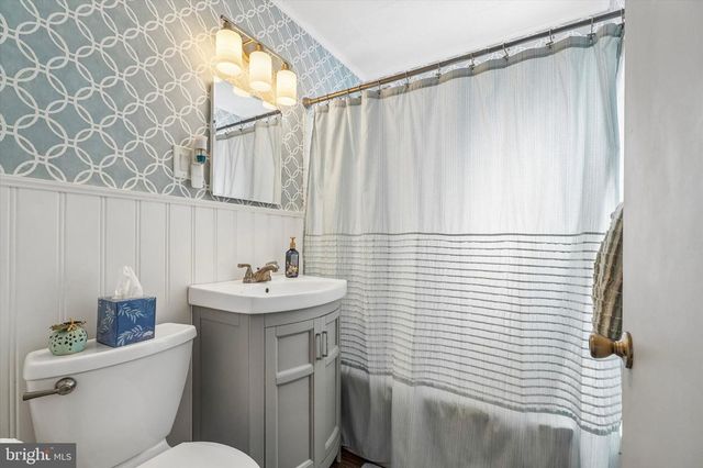 617 PRESTON LN, Hatboro, PA 19040