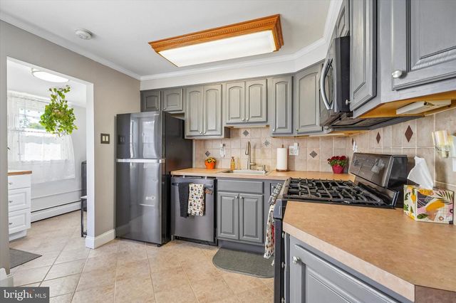617 PRESTON LN, Hatboro, PA 19040