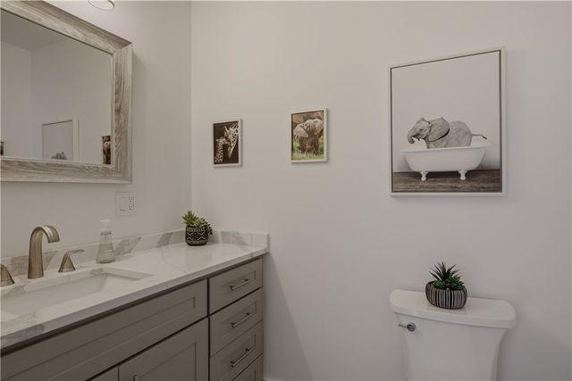 21 Pell Street, Newport, RI 02840