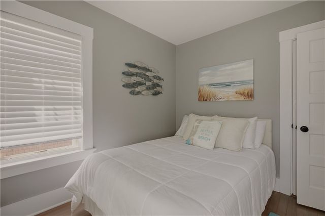 21 Pell Street, Newport, RI 02840