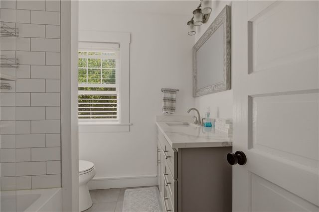 21 Pell Street, Newport, RI 02840