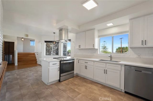29417 N Enrose Avenue, Rancho Palos Verdes, CA 90275