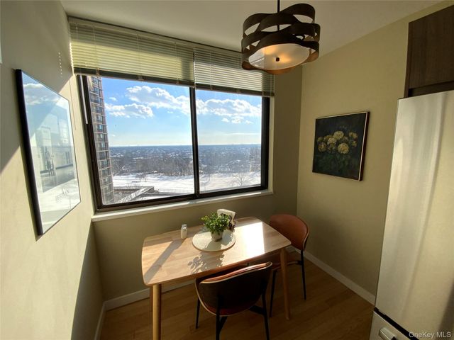 26910 Grand Central Parkway 9E, Floral Park, NY 11005