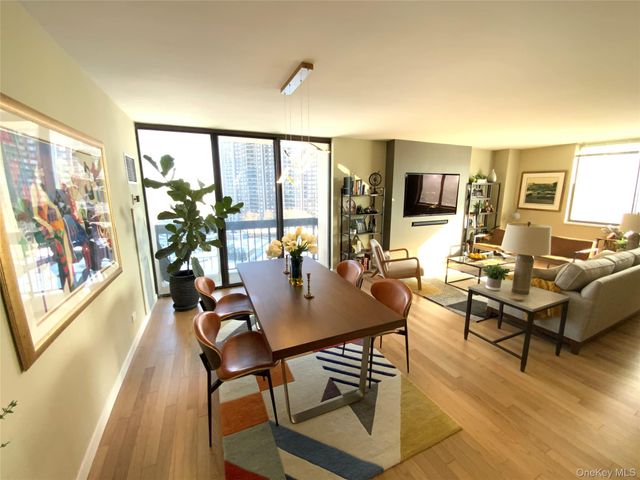 26910 Grand Central Parkway 9E, Floral Park, NY 11005