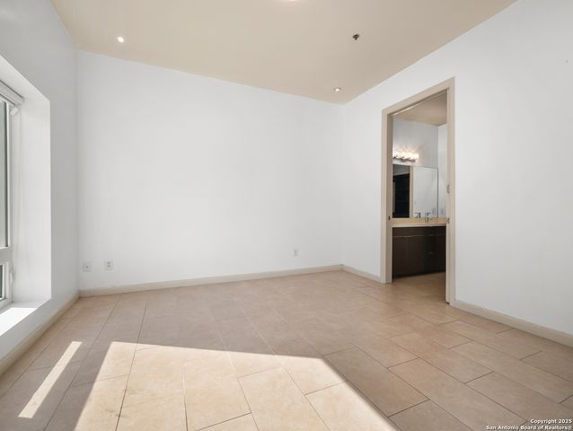 17902 La Cantera Pkwy Unit 106, San Antonio, TX 78257
