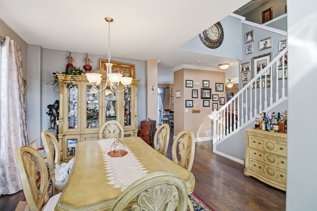 818 Vertin Boulevard, Shorewood, IL 60404