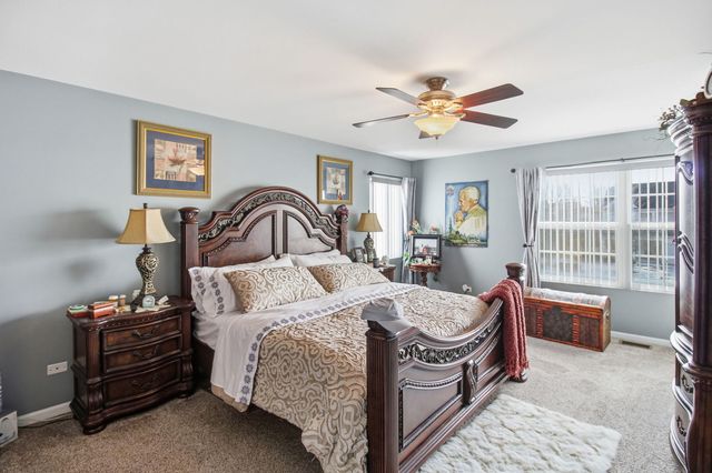 818 Vertin Boulevard, Shorewood, IL 60404