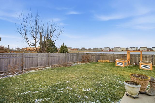 818 Vertin Boulevard, Shorewood, IL 60404