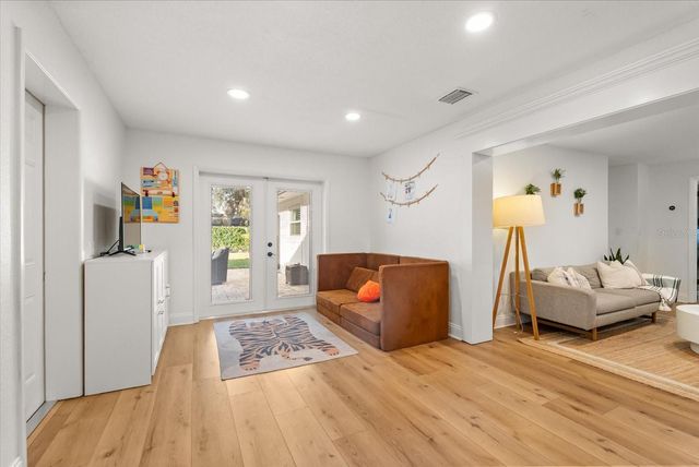 2411 MCINTOSH WAY, Maitland, FL 32751