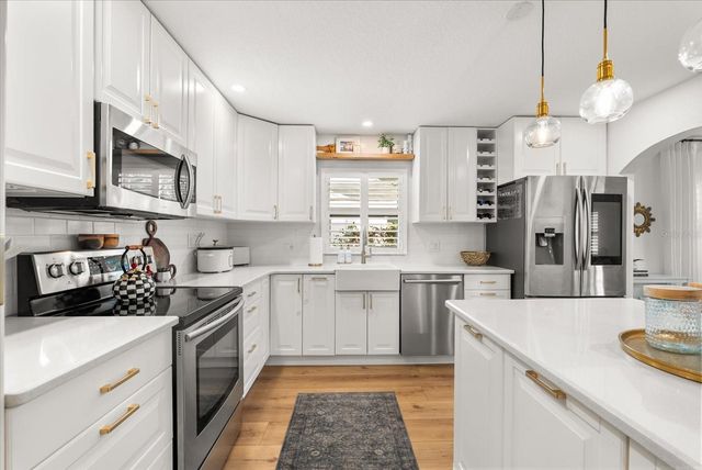 2411 MCINTOSH WAY, Maitland, FL 32751