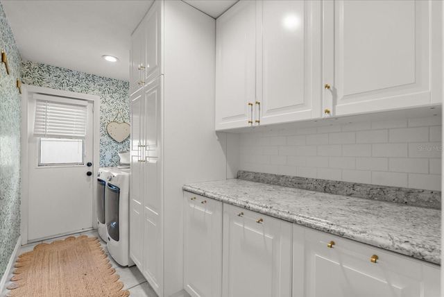 2411 MCINTOSH WAY, Maitland, FL 32751