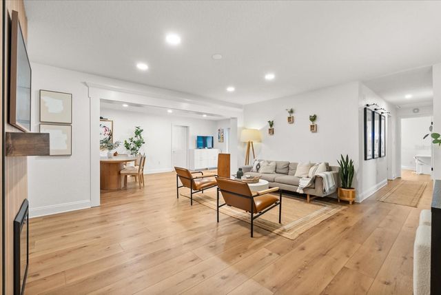 2411 MCINTOSH WAY, Maitland, FL 32751