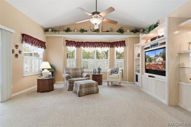 2399 W Pine Ridge Boulevard, Beverly Hills, FL 34465