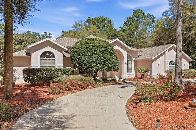 2399 W Pine Ridge Boulevard, Beverly Hills, FL 34465