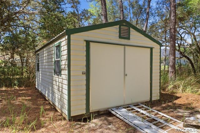 2399 W Pine Ridge Boulevard, Beverly Hills, FL 34465