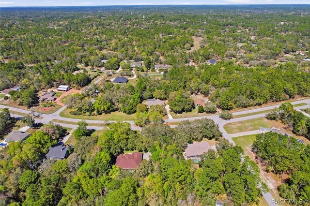 2399 W Pine Ridge Boulevard, Beverly Hills, FL 34465