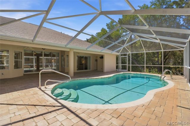 2399 W Pine Ridge Boulevard, Beverly Hills, FL 34465