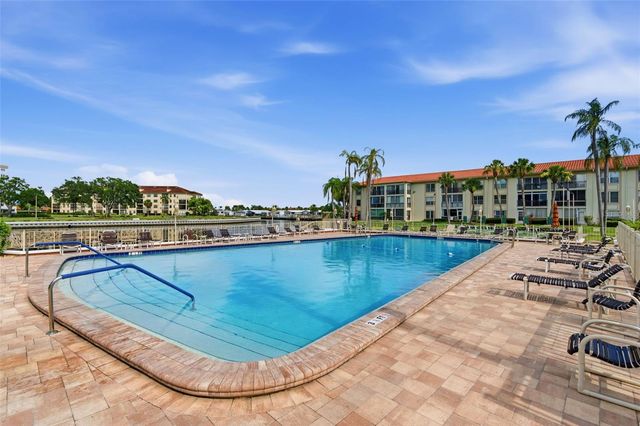 19029 US HIGHWAY 19 N 7-12, Clearwater, FL 33764