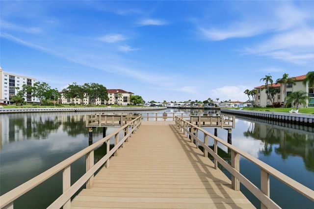 19029 US HIGHWAY 19 N 7-12, Clearwater, FL 33764