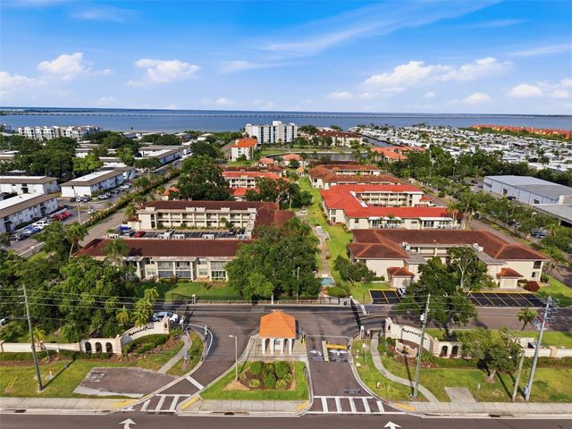 19029 US HIGHWAY 19 N 7-12, Clearwater, FL 33764
